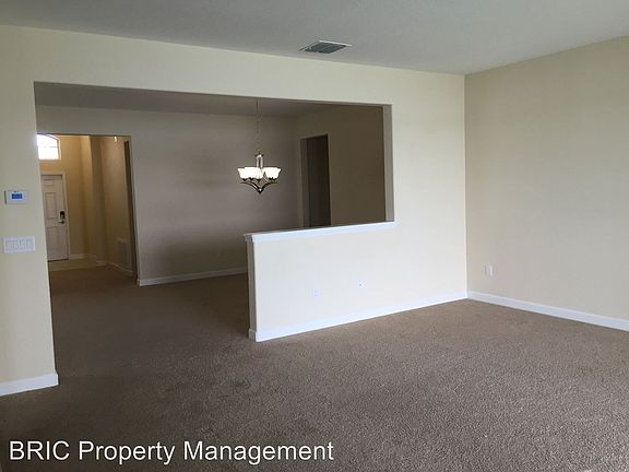 5th image of 3070 Youngford St