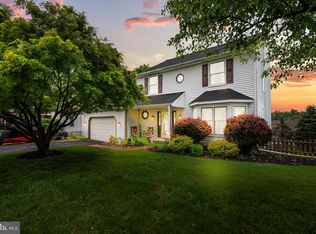 118 N Kelly Dr, Birdsboro, PA 19508