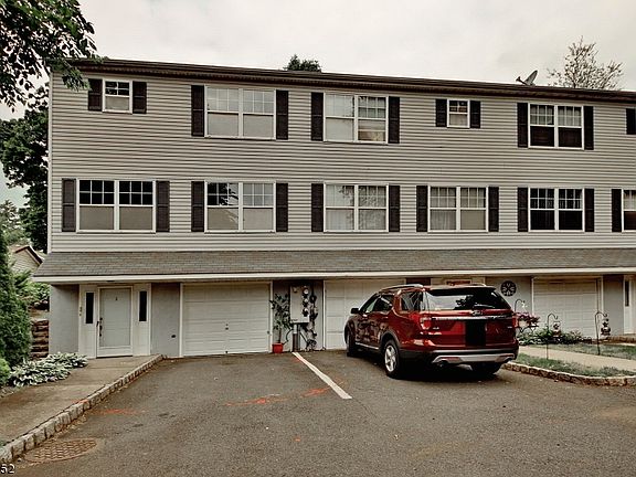 2nd image of 2031 Ostwood Ter APT 6