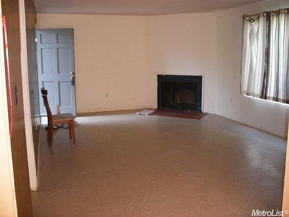 2nd image of 9228 West Ln