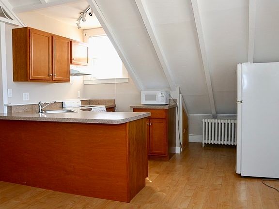2nd image of 28 School St APT F