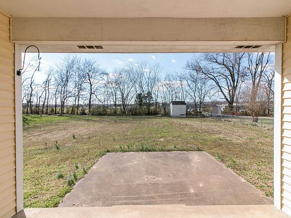 5th image of 2514 Atwood Dr