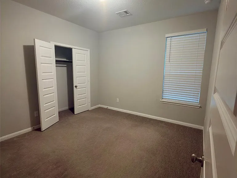 9911 Prairie Silo Ln — Photo 14