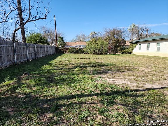 608 N 9th St LOT 1, Carrizo Springs, TX 78834 | MLS #1743824 | Zillow