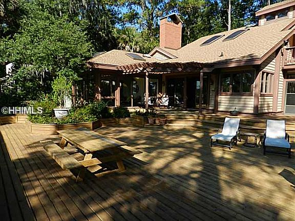 4th image of 25 Cedar Ln