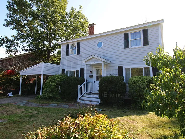 163 Winnacunnet Rd — Photo 2