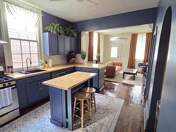3rd image of 1315 Saint Philip St APT A