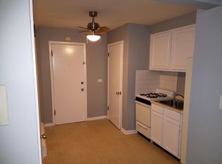 9347 S Pulaski Rd, Evergreen Park, IL 60805