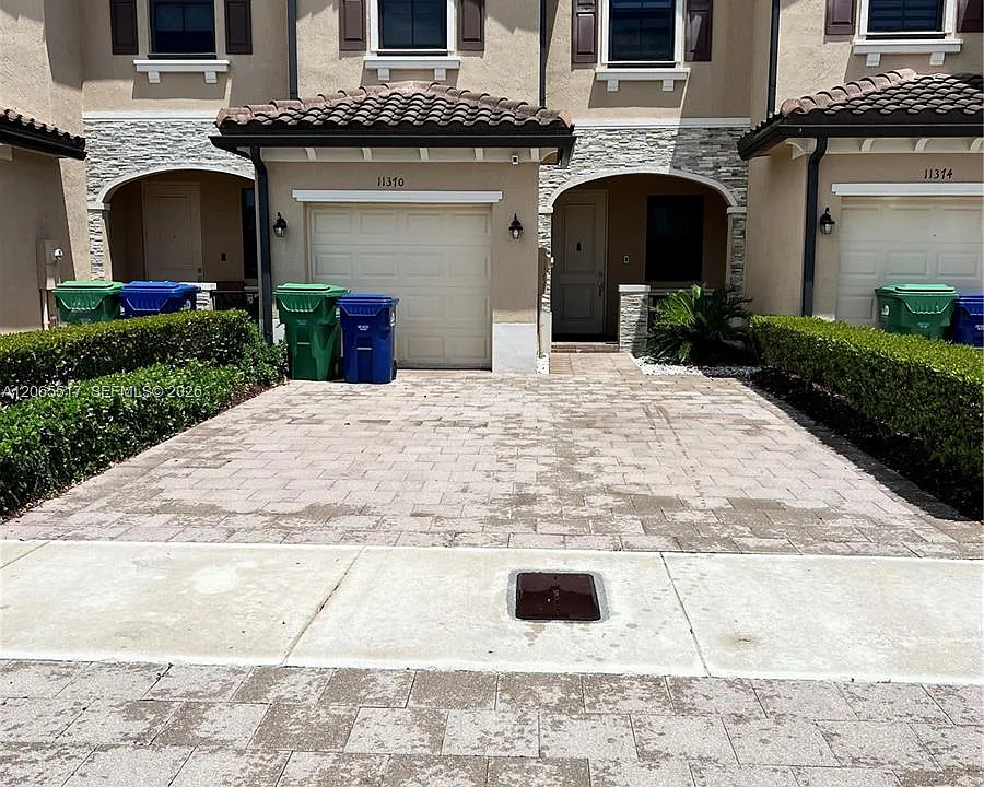 11370 SW 254th Ter #11370