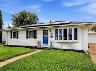 2769 Muscatine St, Dubuque, IA 52001