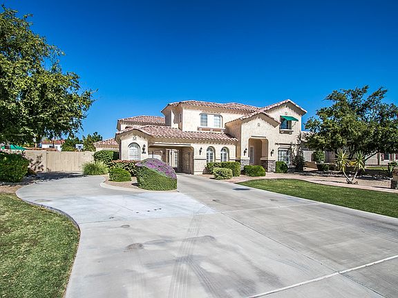 3rd image of 7126 W Camino De Oro