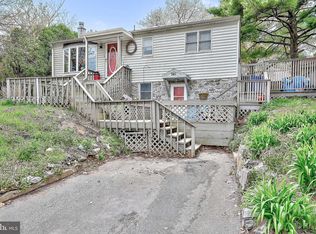 561 S 82nd St, Harrisburg, PA 17111