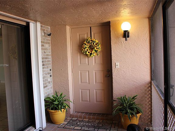 4th image of 1502 SW 110th Way #1502
