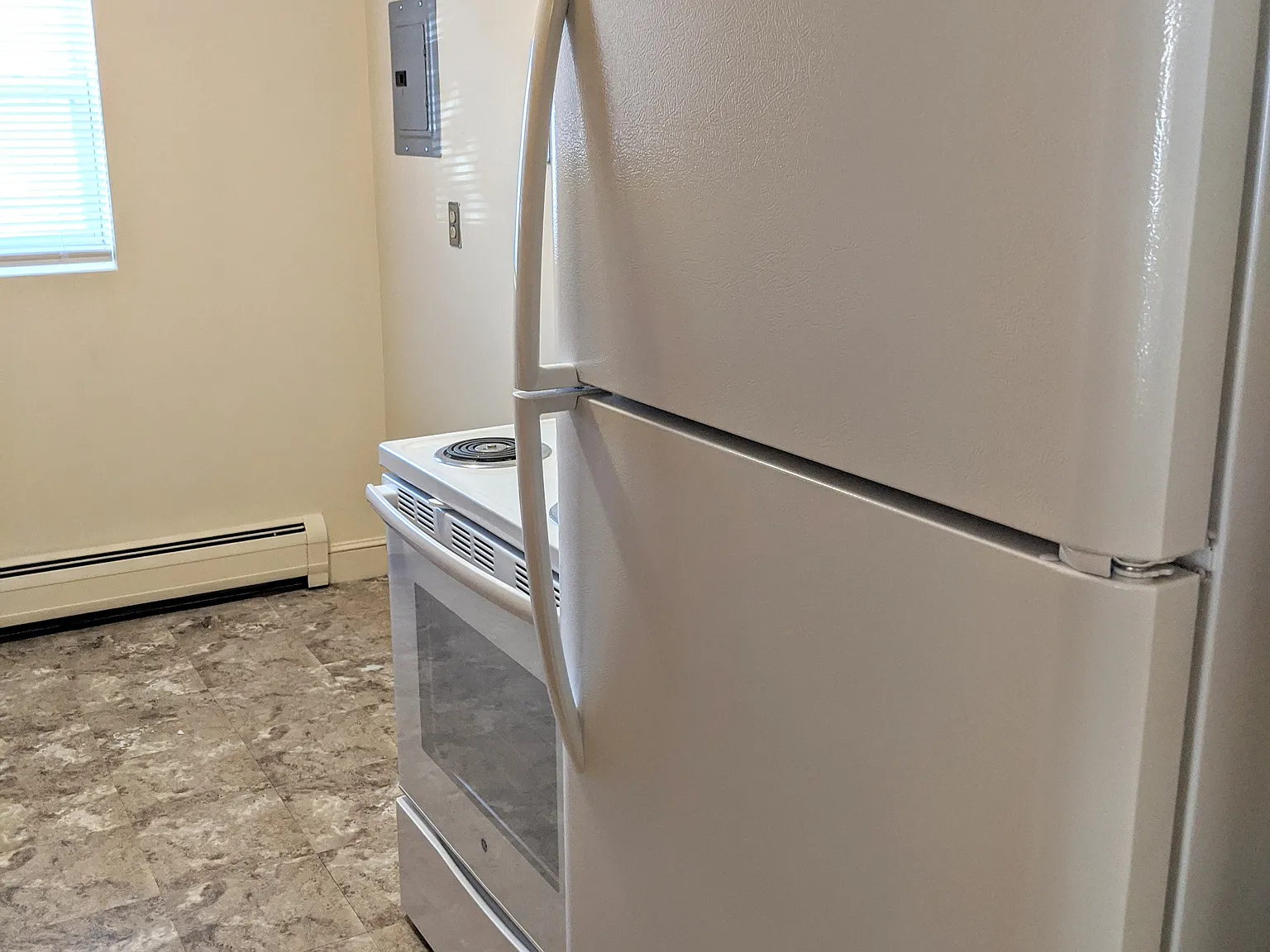 1 bed, 685 sqft, $2,000 — Photo 2