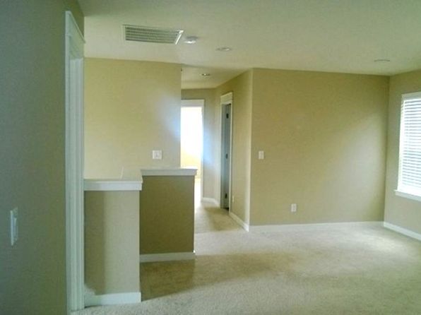 229 206th Pl SW