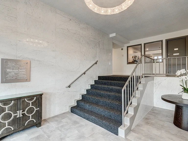 10711 Saskatchewan Dr NW — Photo 10