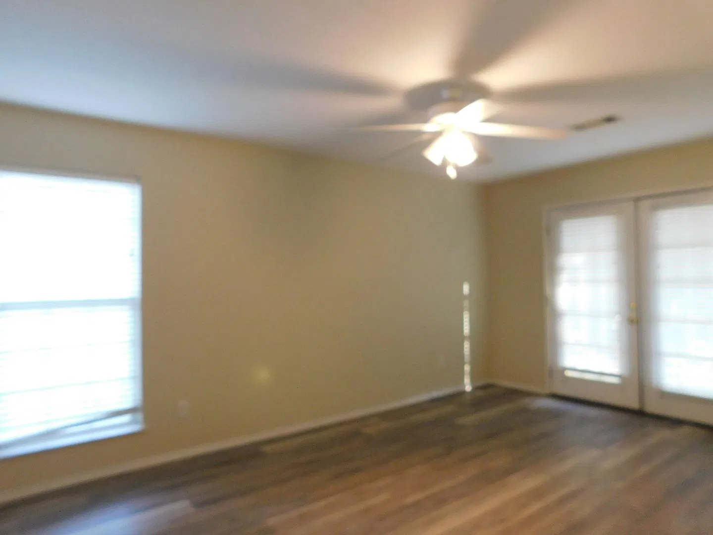 5412 A South Y Street — Photo 3