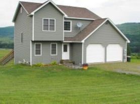 93 Winter Bell Dr, Putney, VT