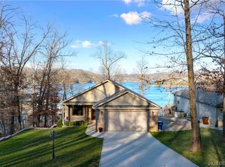 71 Fox Cove Ln, Camdenton, MO 65020