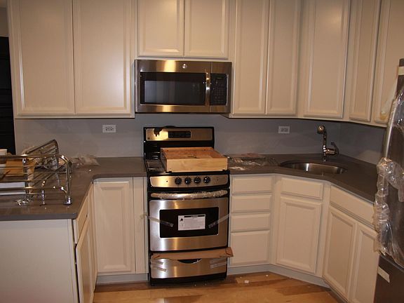 3rd image of 3808 W North Ave APT 2