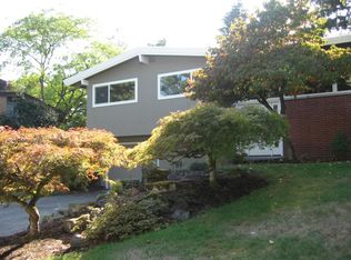 12547 SE 52nd St, Bellevue, WA 98006