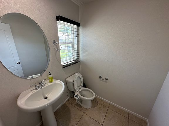 5th image of 6714 E Orleans Ave
