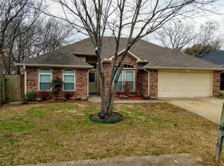 4120 Crossgate Ct, Arlington, TX 76016