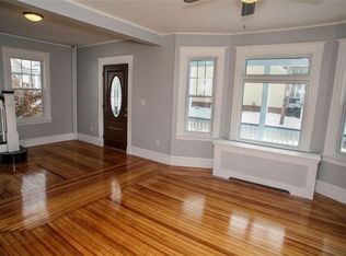 100 Van Zandt Ave, Newport, RI 02840