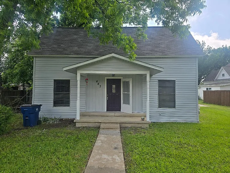 443 N Dallas Ave — Photo 1