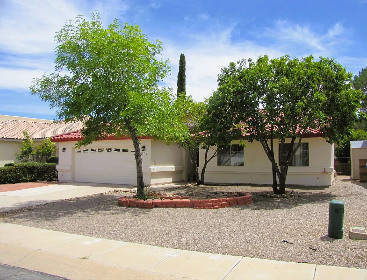 3BR/2BA/2CG, 1564 sq.ft. home in Mesa Verde subdivision centrally located in Sierra Vista, AZ — Photo 2