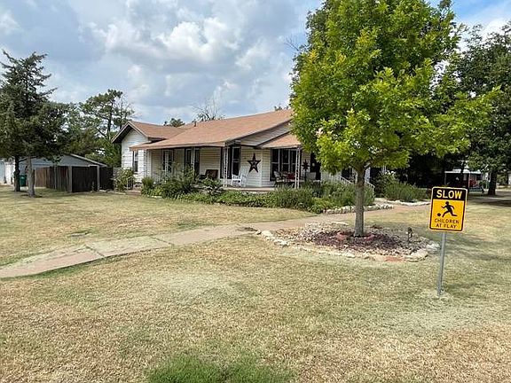 3rd image of 440 Avenue I