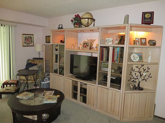 4th image of 450 Plum Creek Dr APT 106