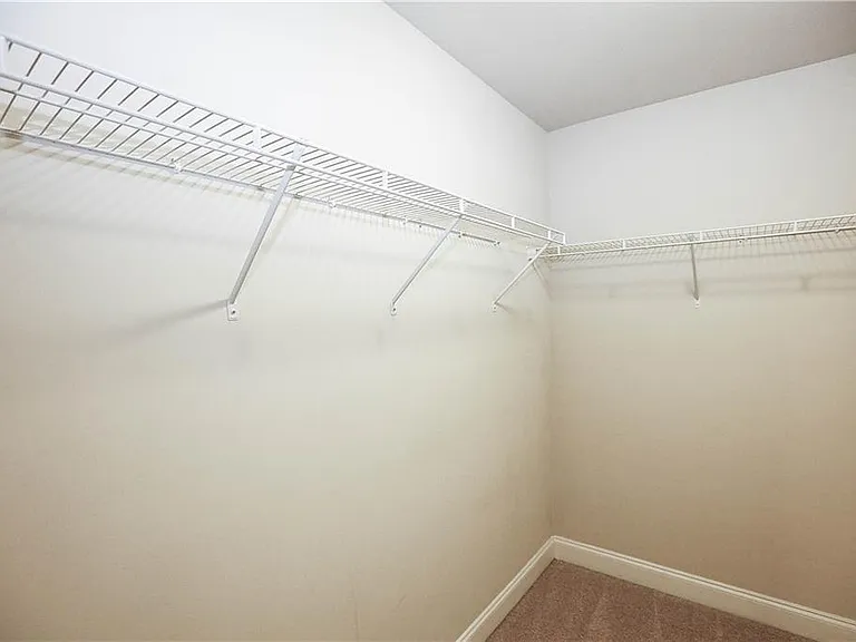 1920 Townsend Ct — Photo 33