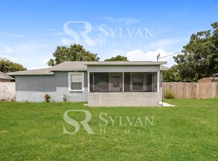 2850 Hickory Rd, Auburndale, FL 33823