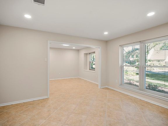 5th image of 11611 Primwood Dr