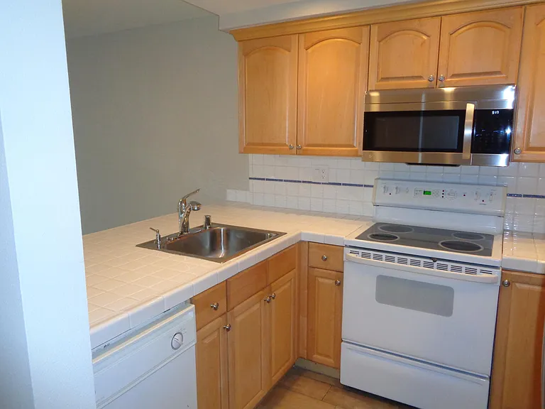 6926 Park Mesa Way — Photo 6