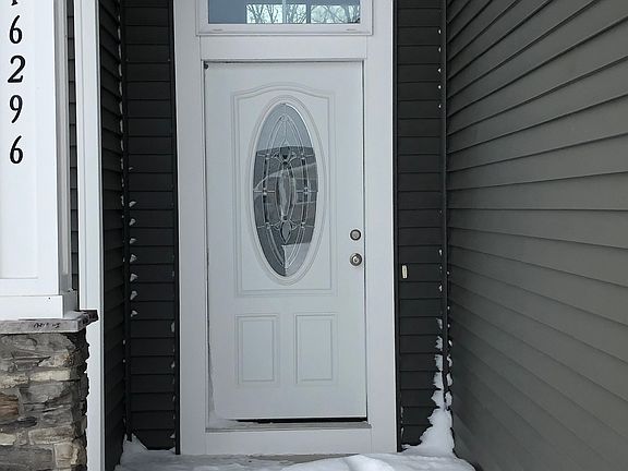 2nd image of 16296 Trent Ridge Dr NE