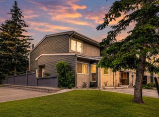 6223 SW 31st Ave NW #901, Calgary, AB T3B 3X2