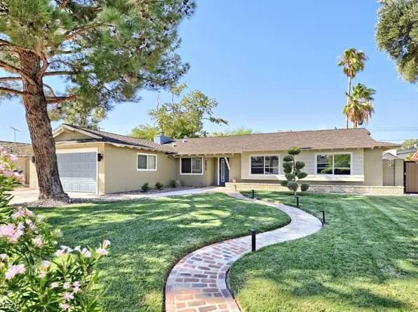 2812 Burton Ave, Las Vegas, NV 89102