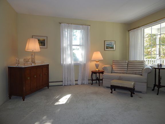 4th image of 21 Hillside Road