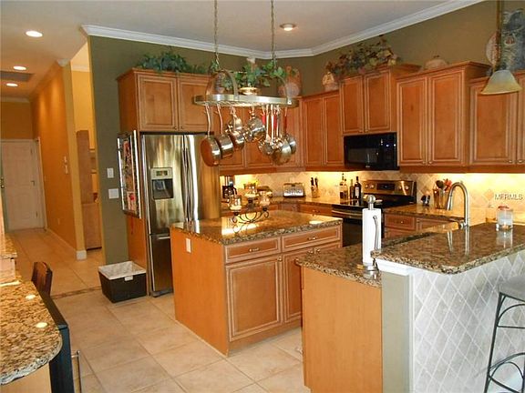 5th image of 2109 Sonoma Dr