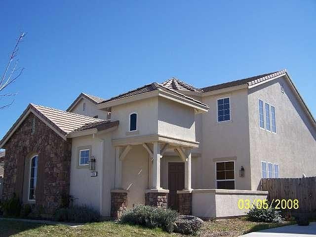 1st image of 836 Oxford Ct