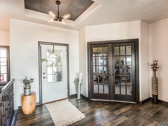5th image of 8508 S Carver Cir