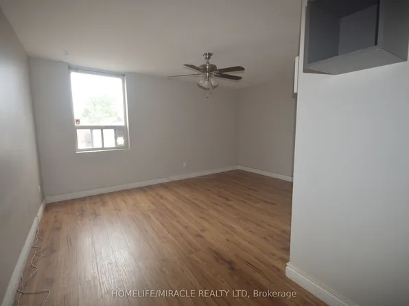 64 Holland St W Unit 1, Bradford West Gwillimbury, ON L3Z 2B9