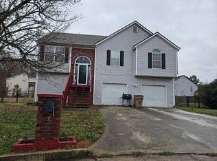6184 Green Wing Way, Morrow, GA 30260