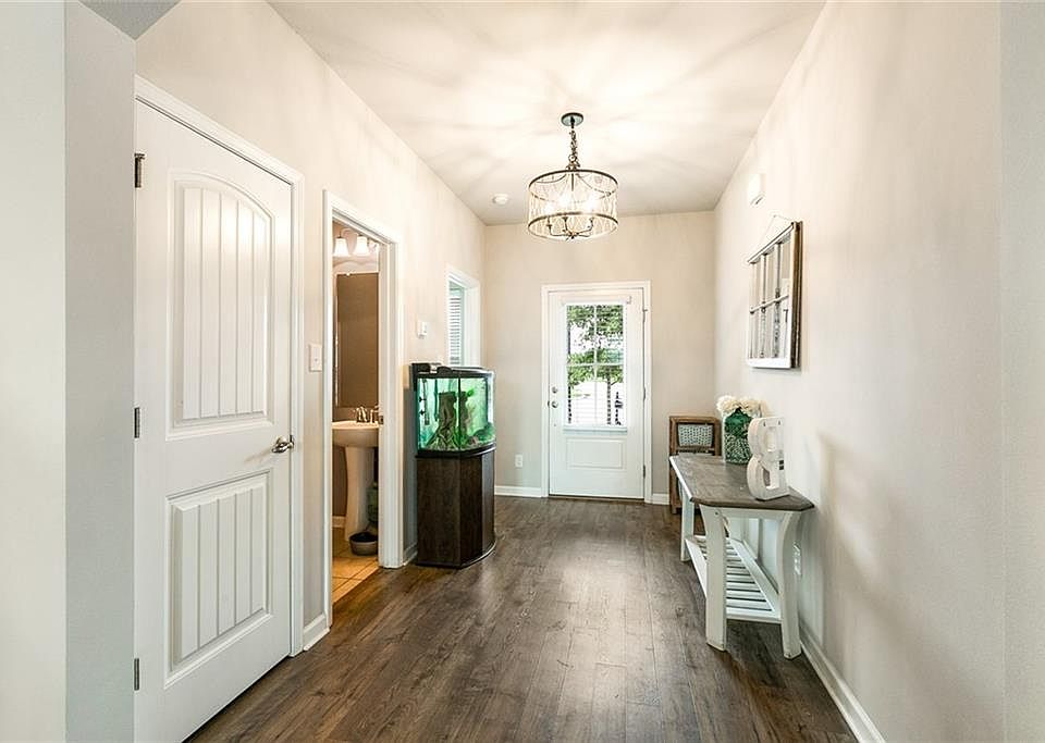 629 Lakeshore Village Dr, Slidell, LA 70461 MLS 2403913 Zillow