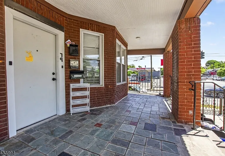 79 Central Ave #1 — Photo 4