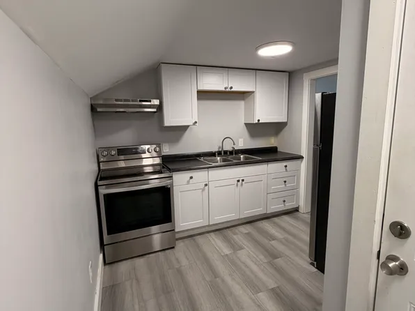 905 Ten Rod Rd Floor 2, North Kingstown, RI 02852