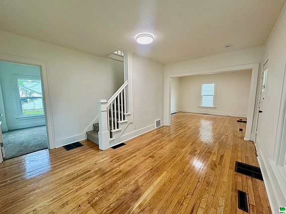 5th image of 1607 W 15th St