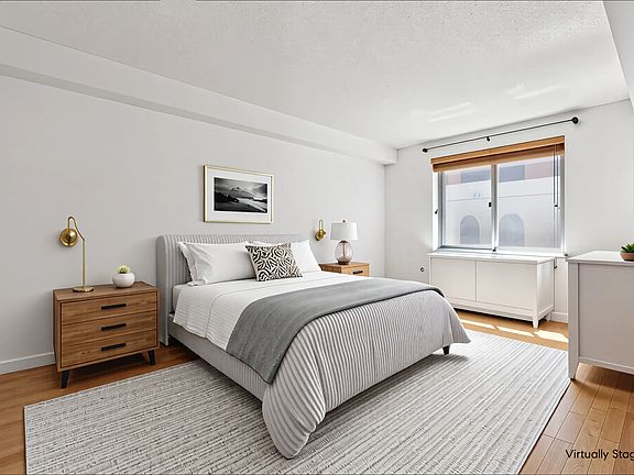 5th image of 555 W 23rd St APT S4d